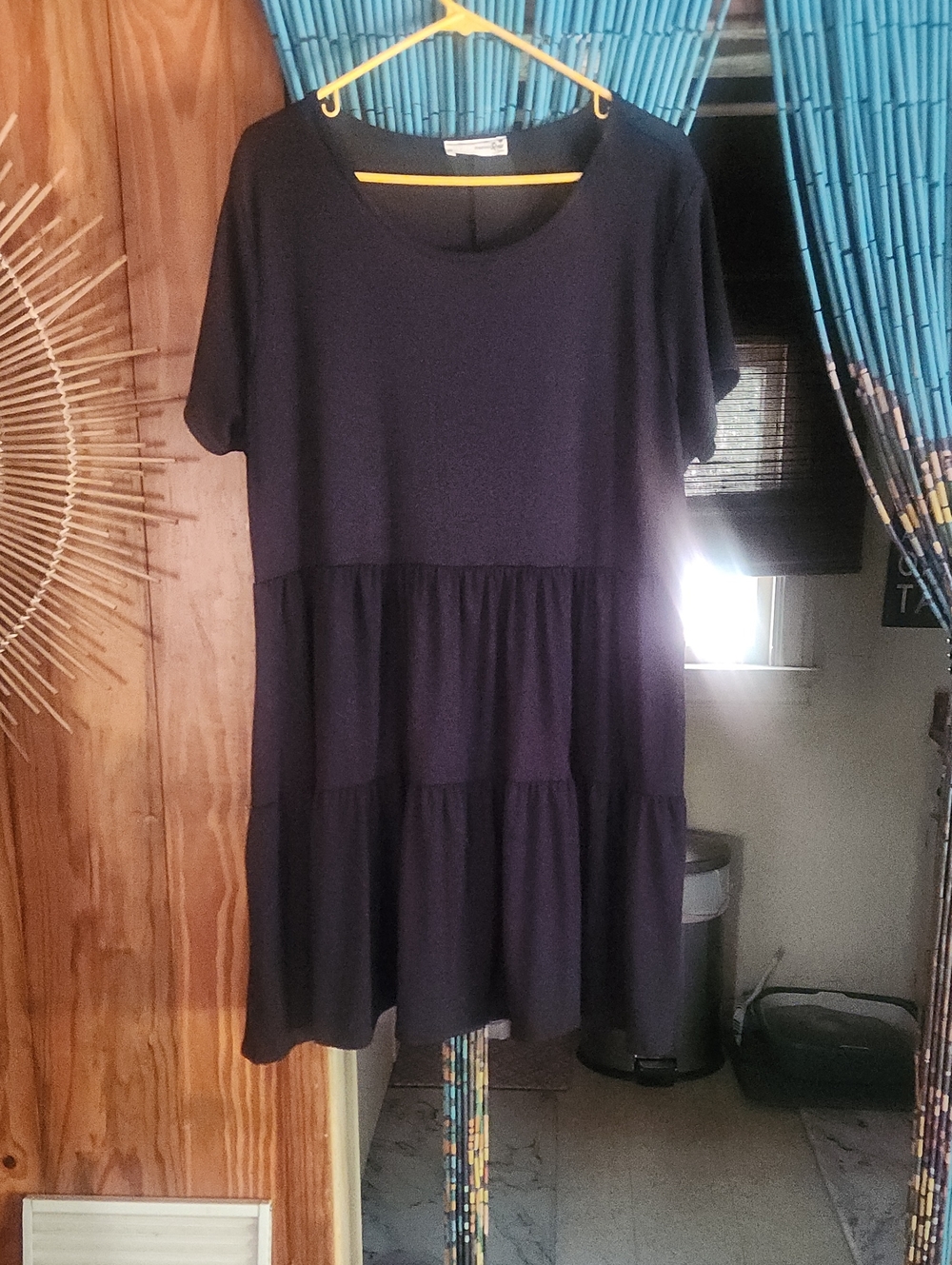 Women's BlackTiered Short-Sleeve Dress